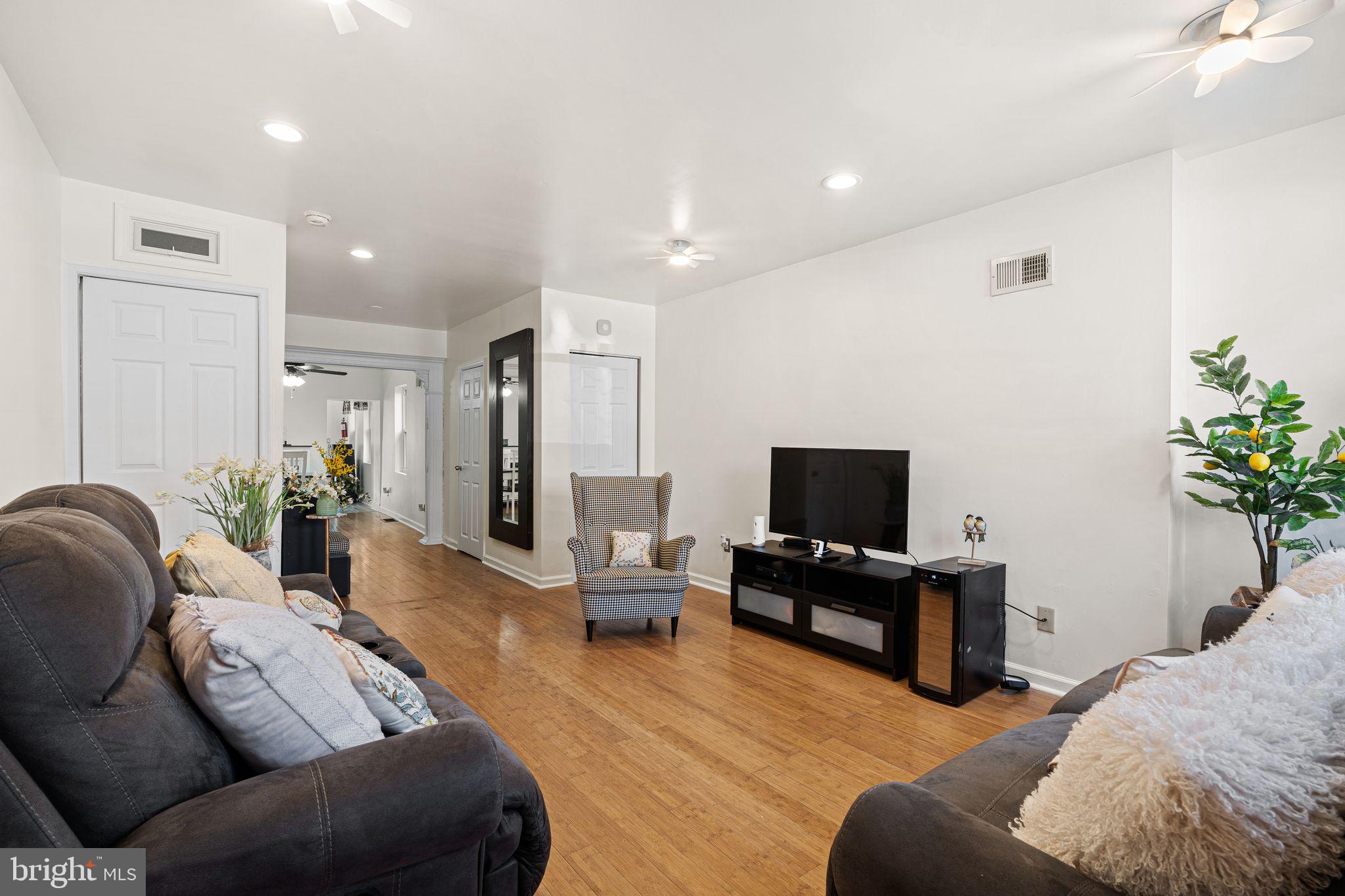 1228 S 22ND STREET