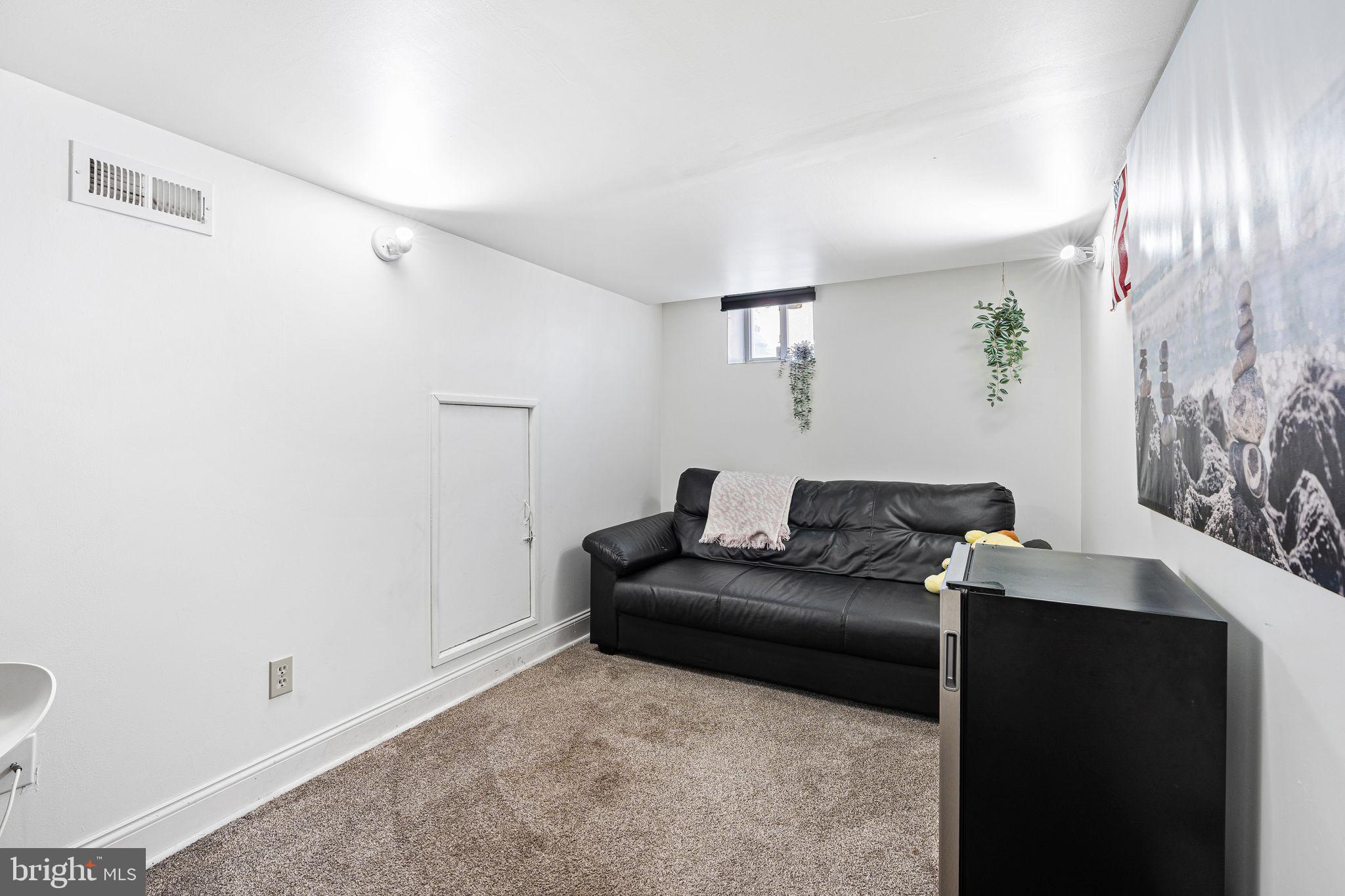 1228 S 22ND STREET