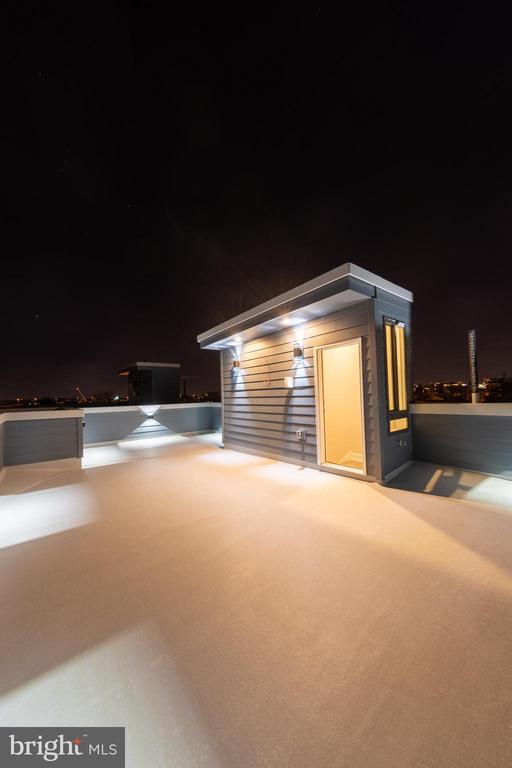 2219 FRANKFORD AVE #3