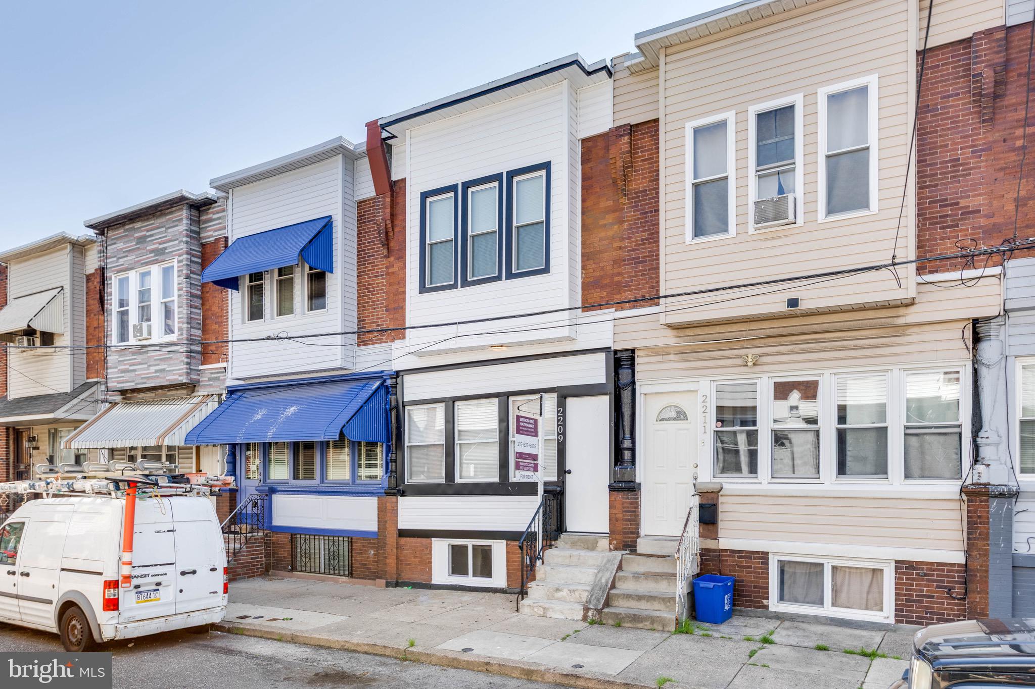 2209 S BUCKNELL ST #1