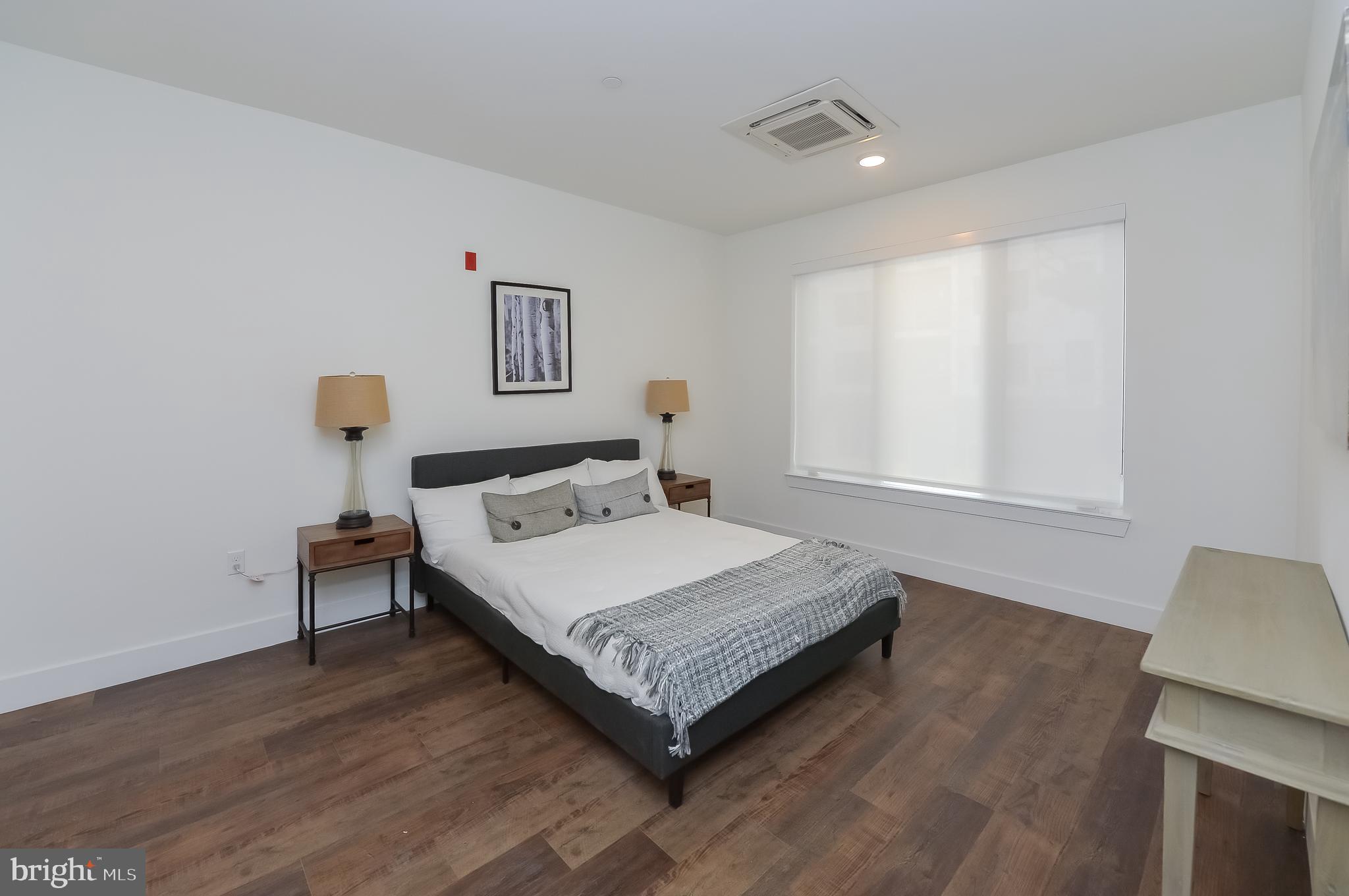 1214 N AMERICAN ST #C208