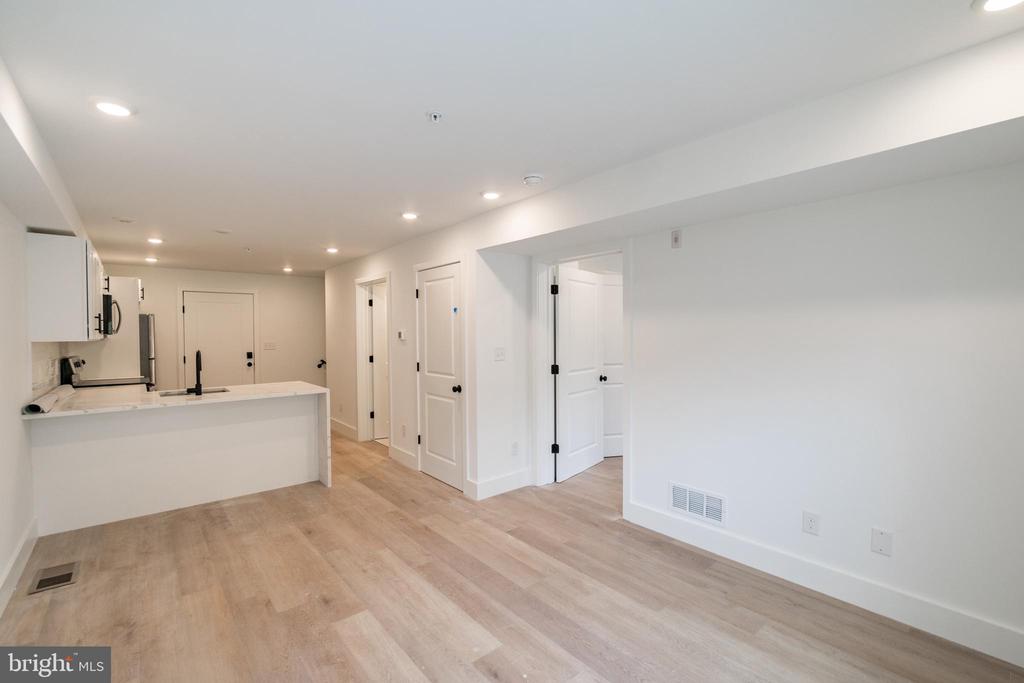 36 N 40TH ST #UNIT 16