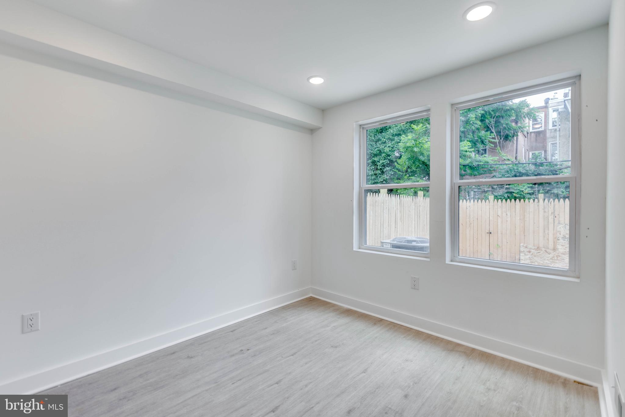 2314 N SYDENHAM ST #1