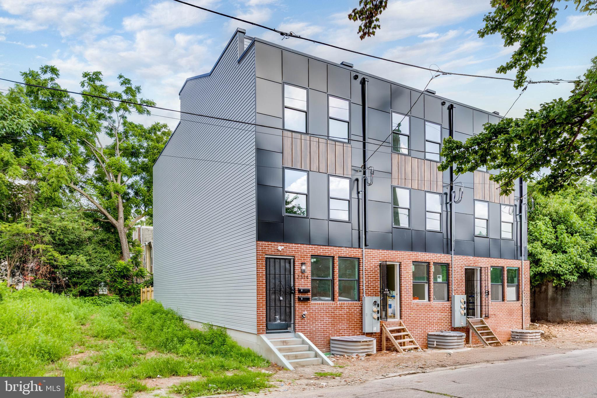 2314 N SYDENHAM ST #2