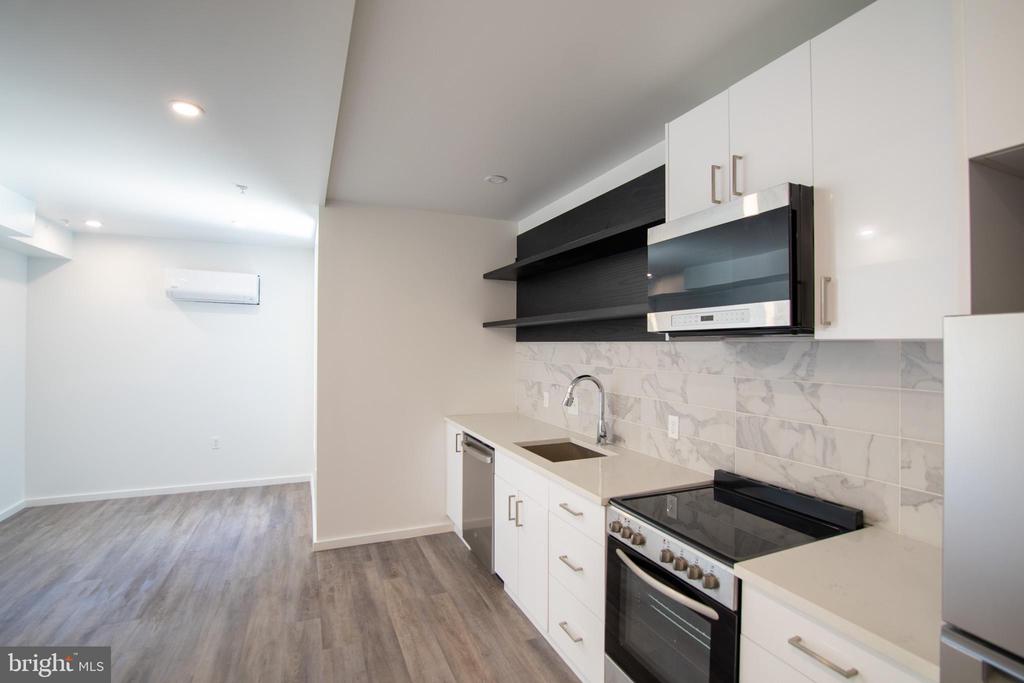 1201 VINE ST #403