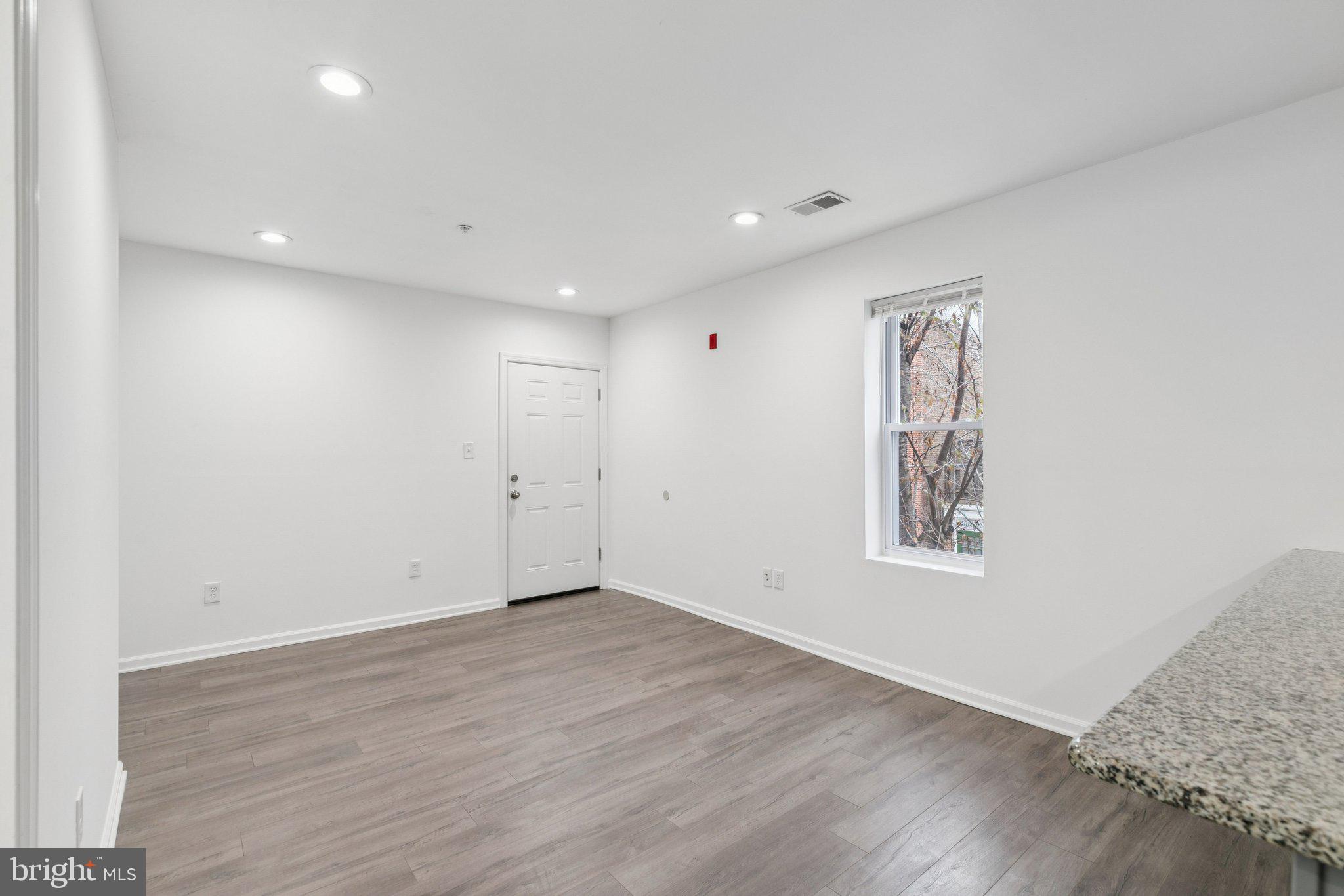 2227 E CUMBERLAND ST #2