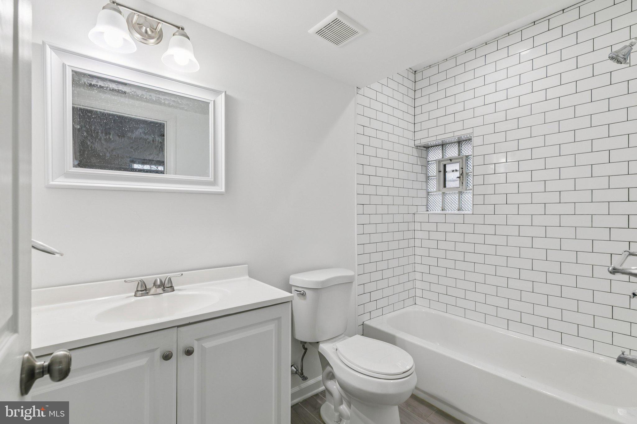 2227 E CUMBERLAND ST #2