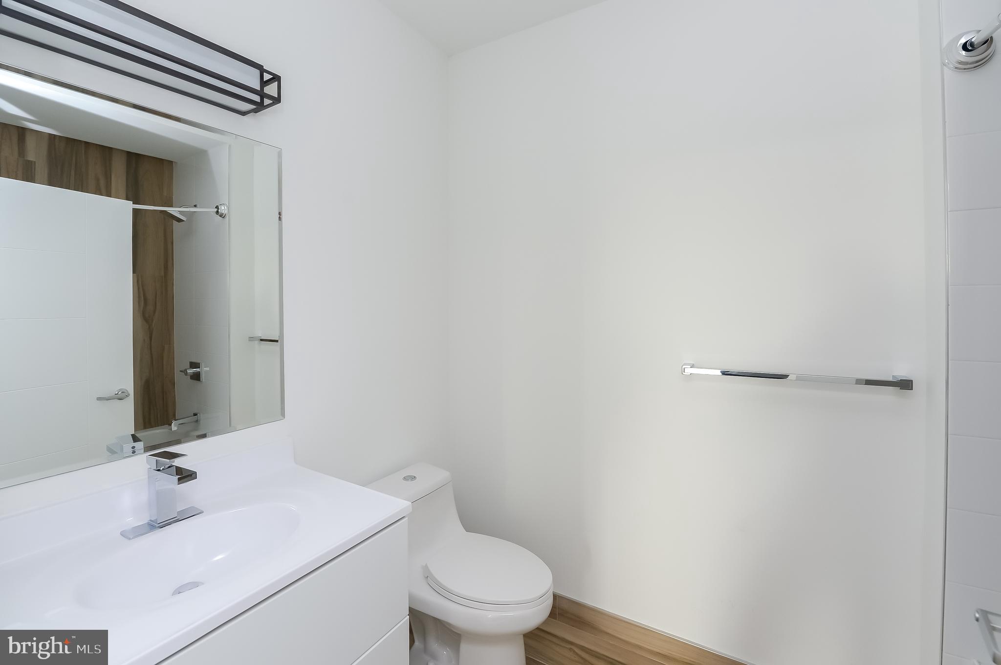 236 THOMPSON ST #B401