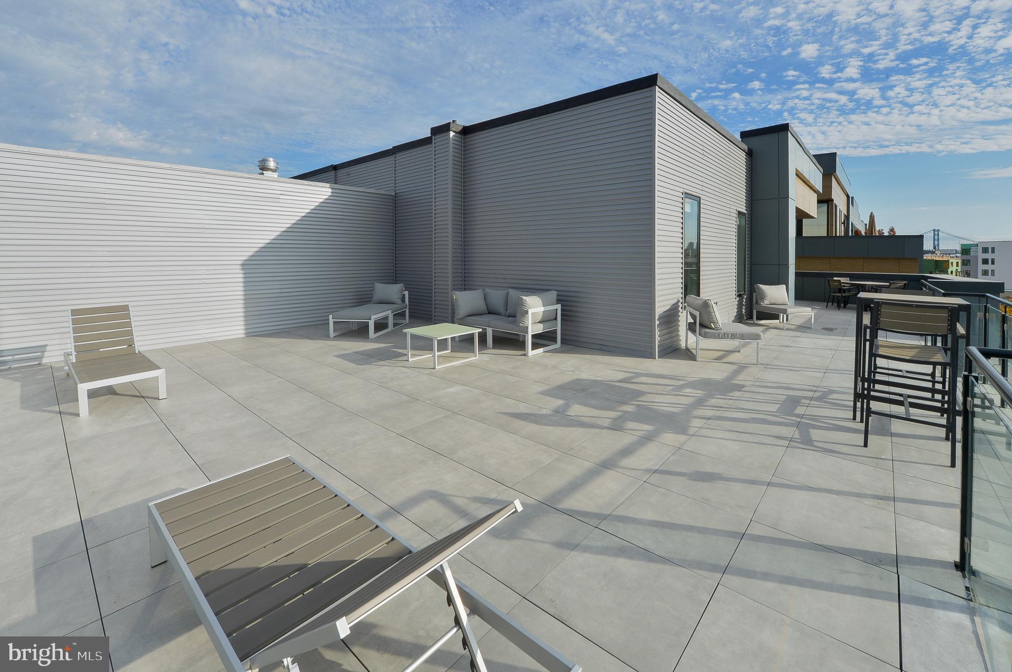 236 THOMPSON ST #B401