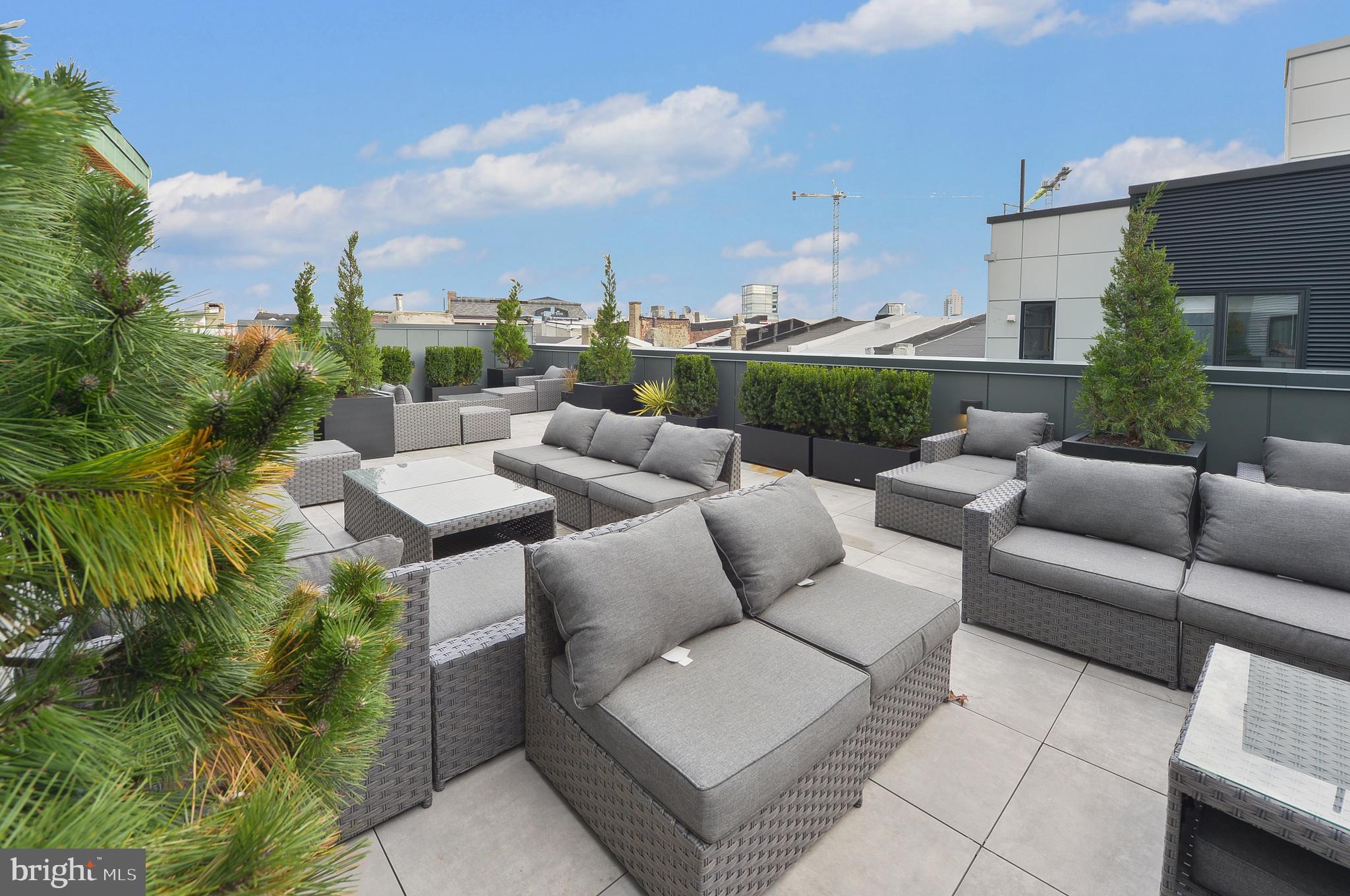 236 THOMPSON ST #B401