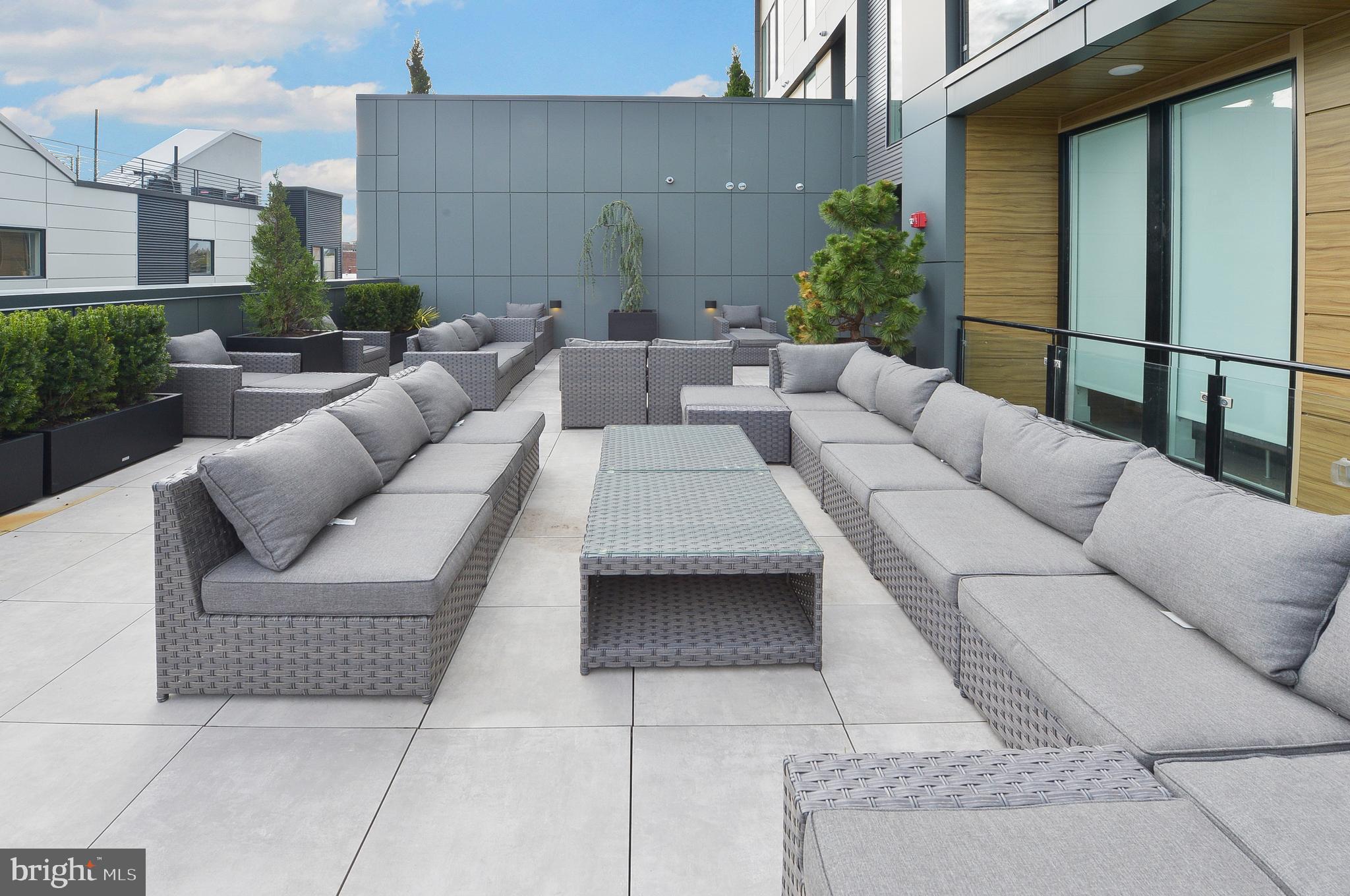 236 THOMPSON ST #B401