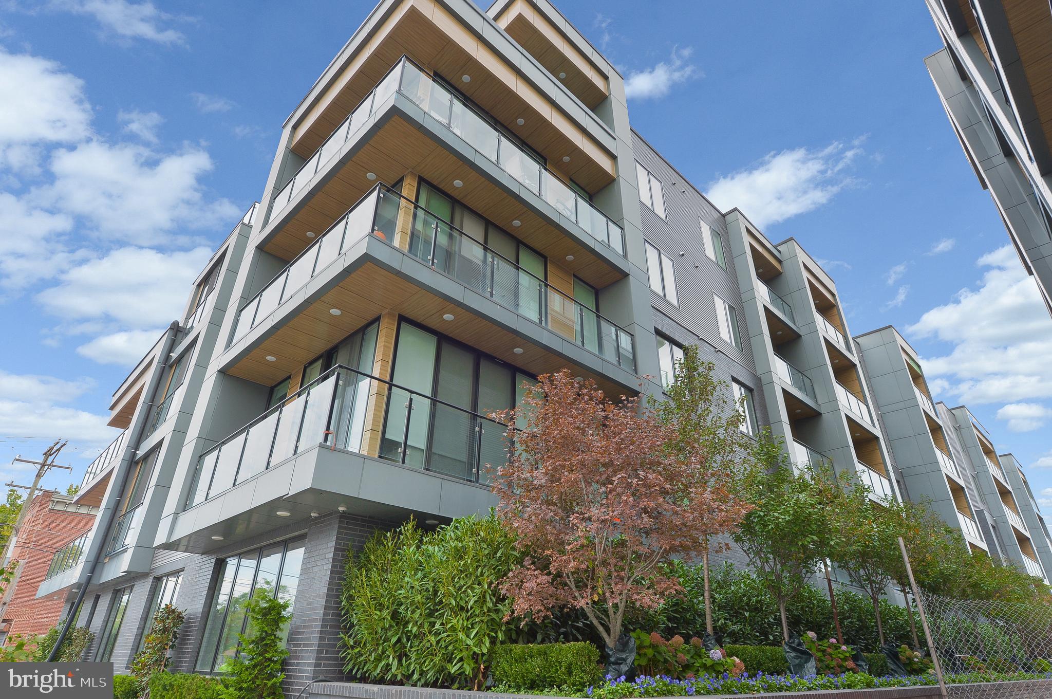 1214 N AMERICAN ST #C313