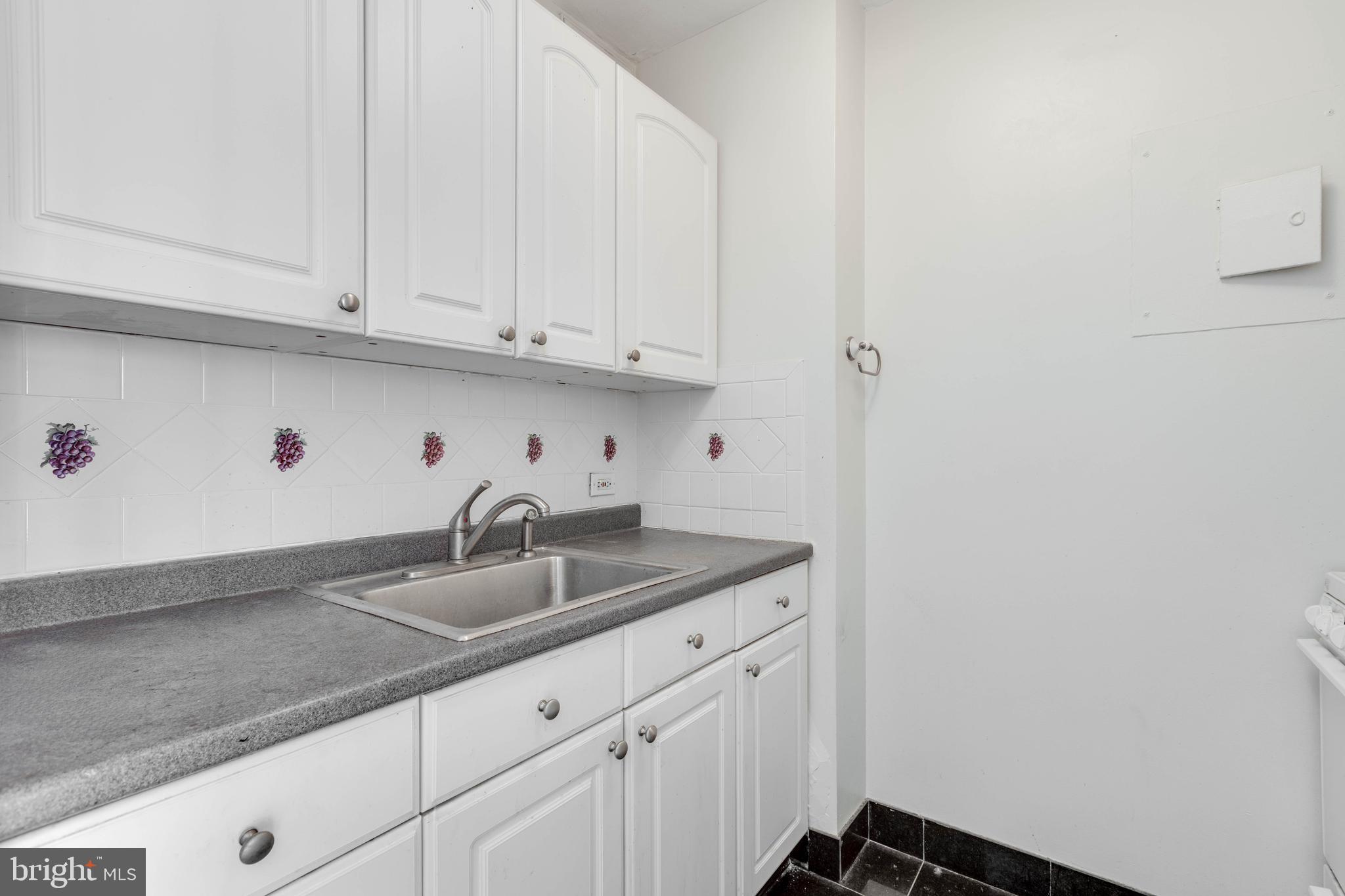 200 LOCUST ST #15EN