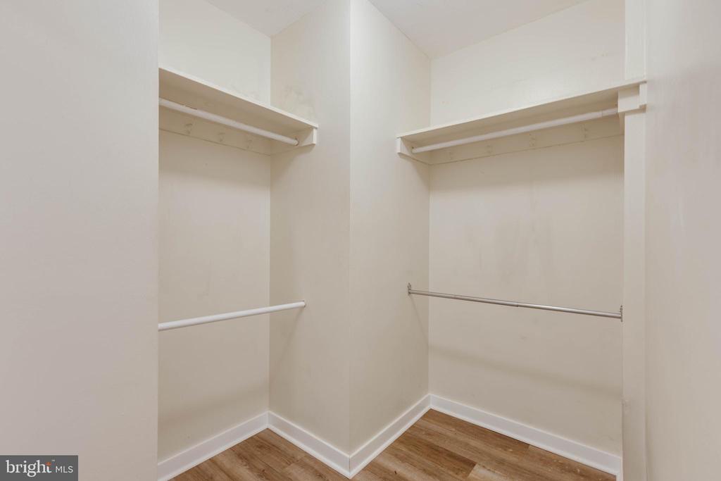200 LOCUST ST #15EN