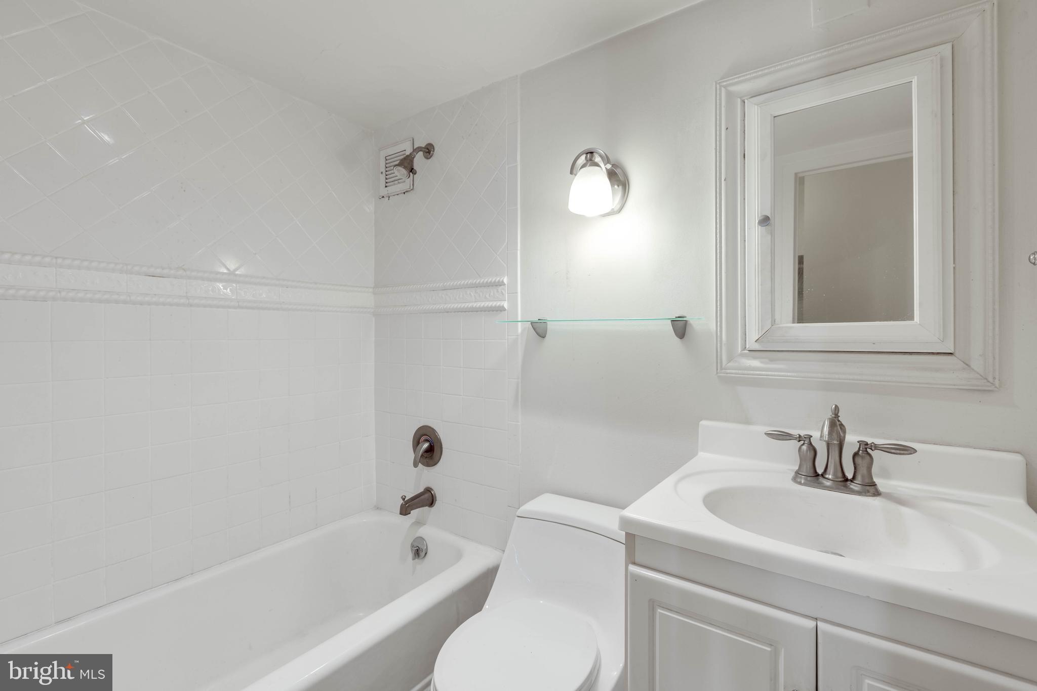 200 LOCUST ST #15EN
