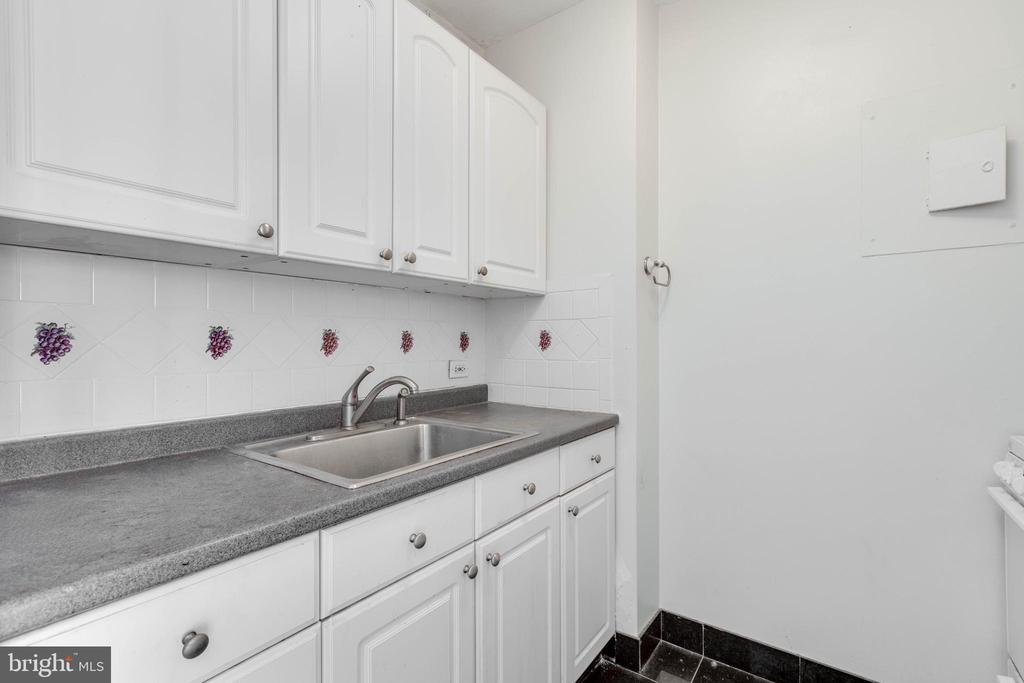 200 LOCUST ST #15EN