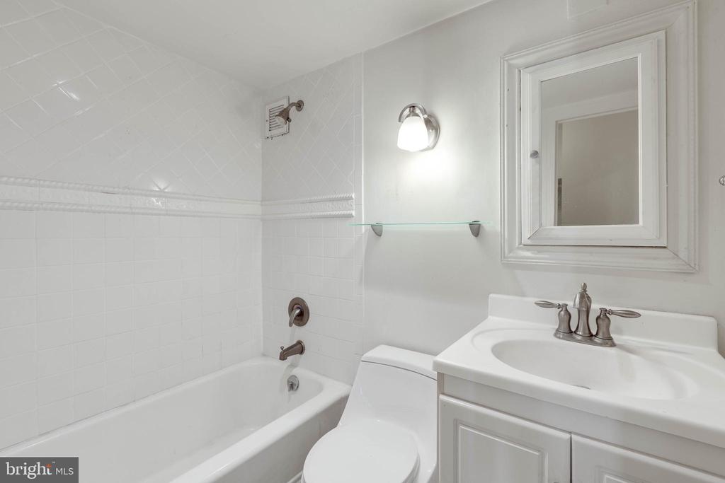 200 LOCUST ST #15EN