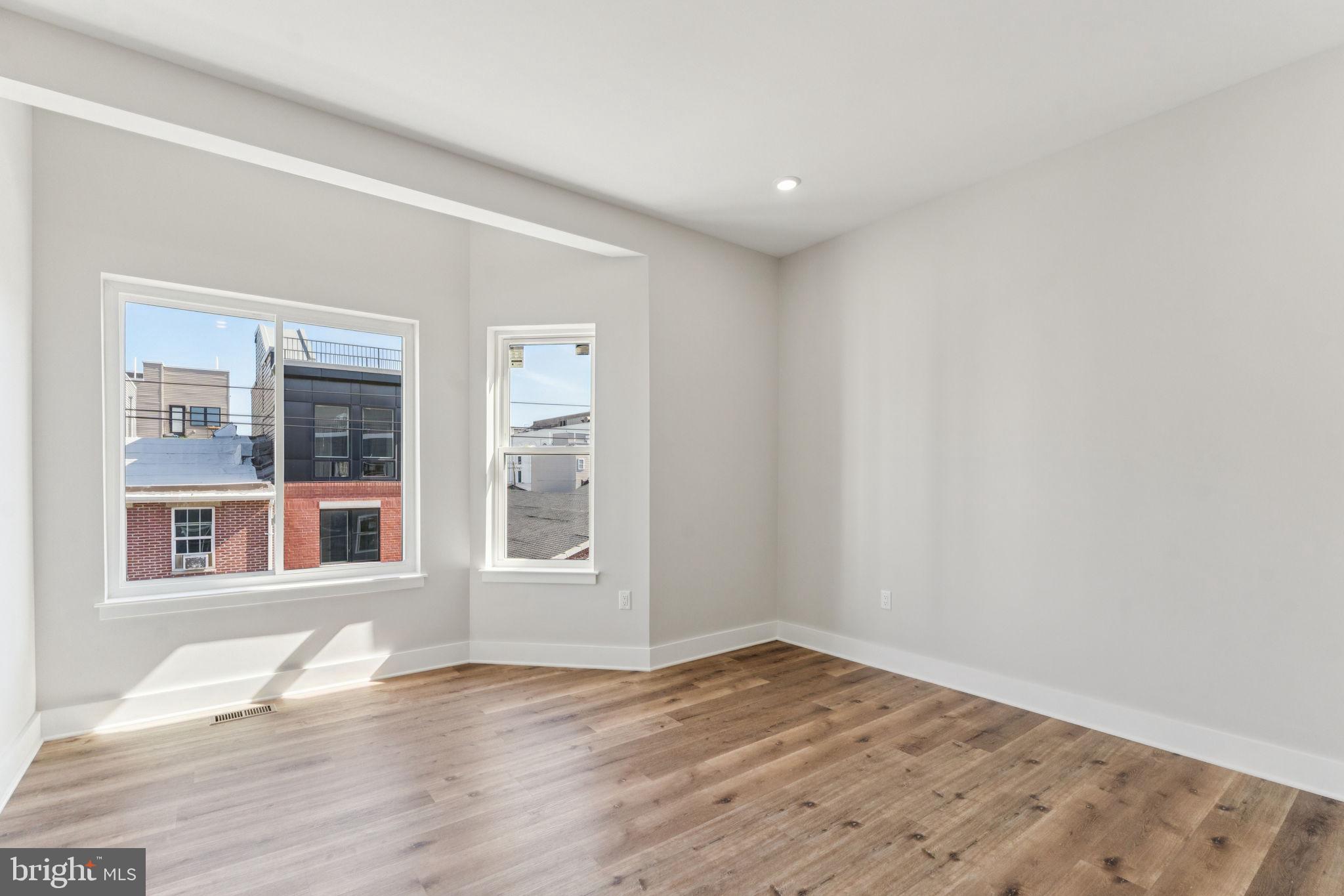 1436 PARRISH STREET 3