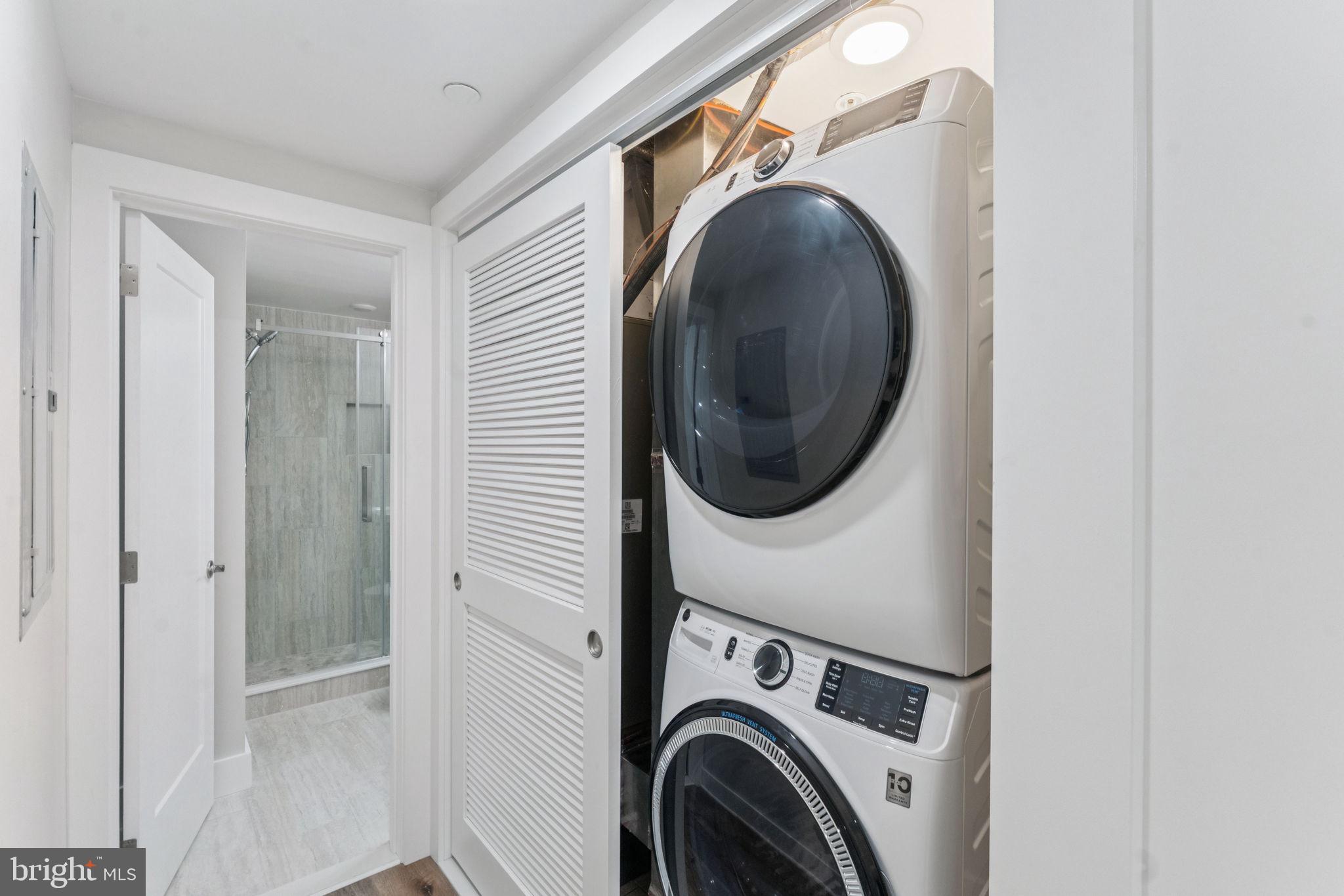 1436 PARRISH STREET 1