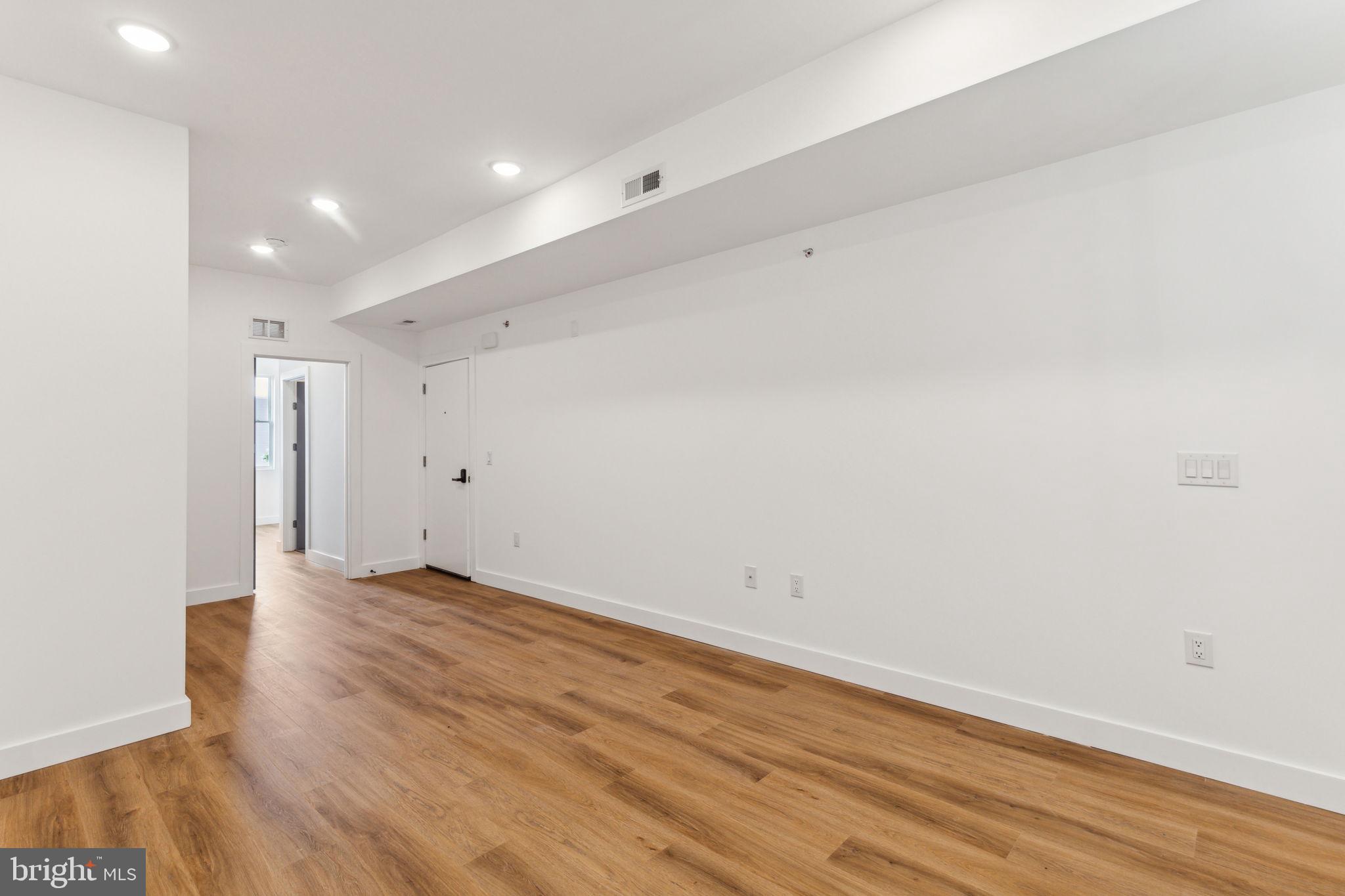 716 W YORK ST #3