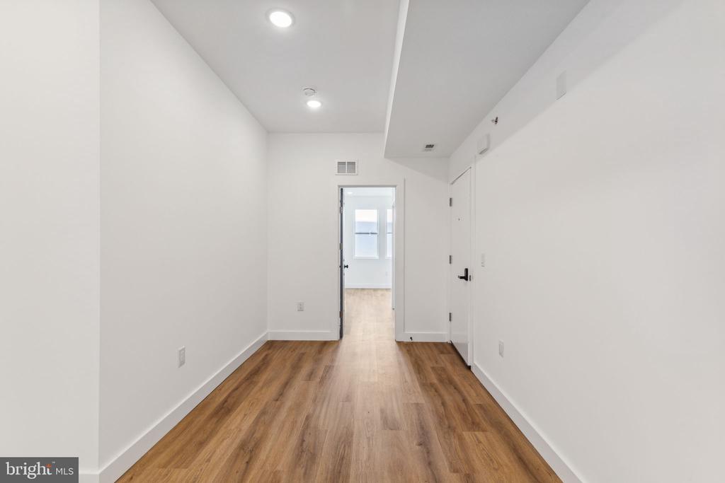 716 W YORK ST #3