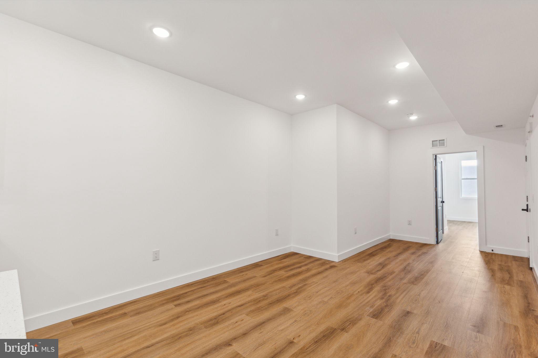 716 W YORK ST #3
