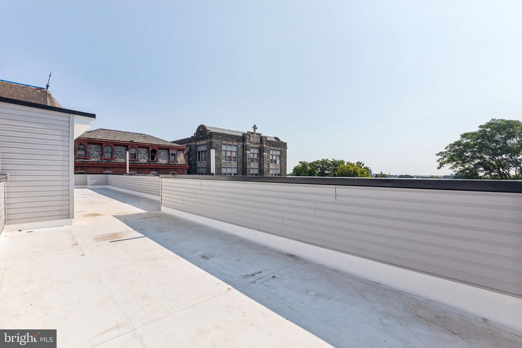 716 W YORK ST #3
