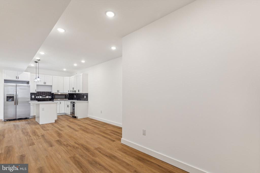 716 W YORK ST #3