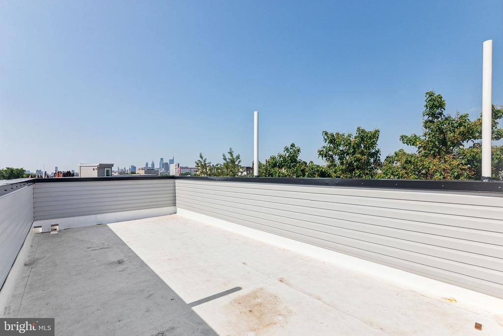 716 W YORK ST #3