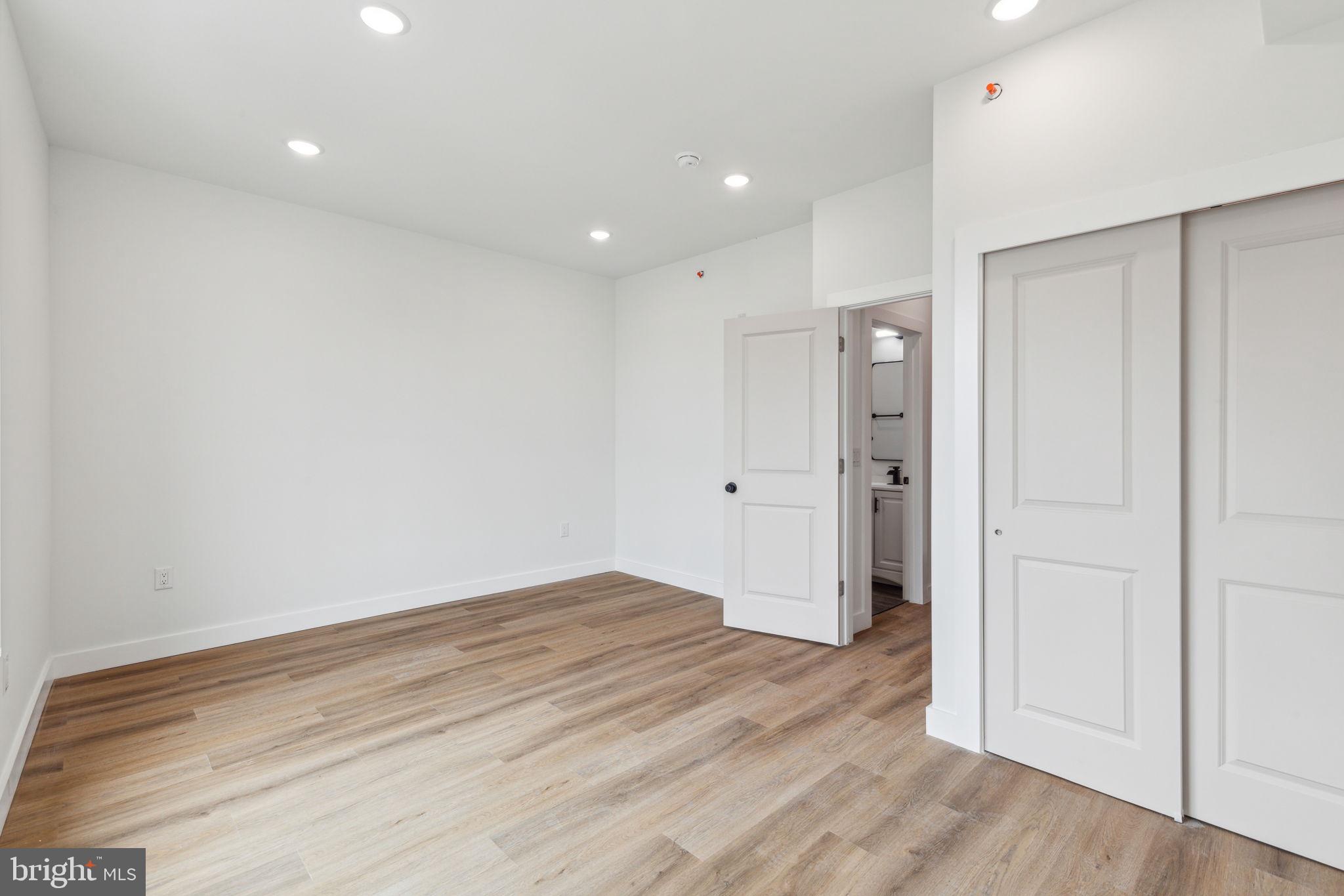 417 W CUMBERLAND ST #C