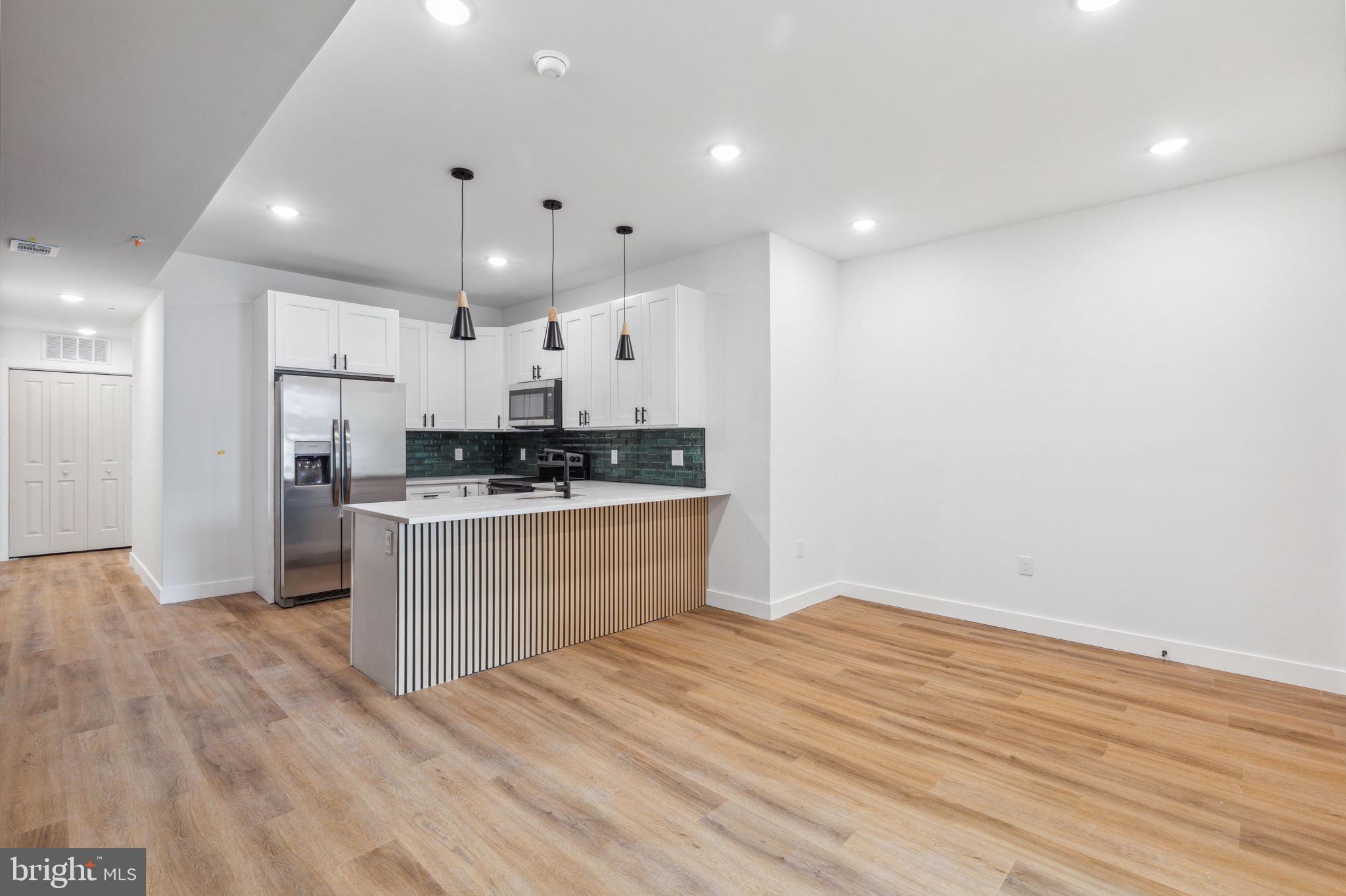 417 W CUMBERLAND ST #C