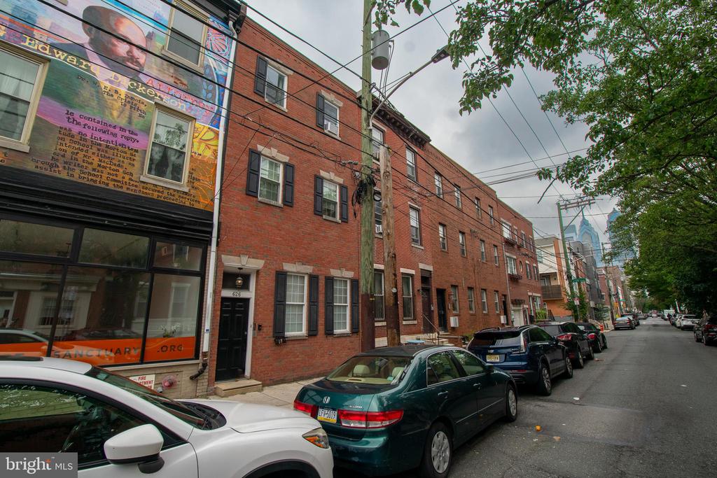 626 S 16TH STREET 3