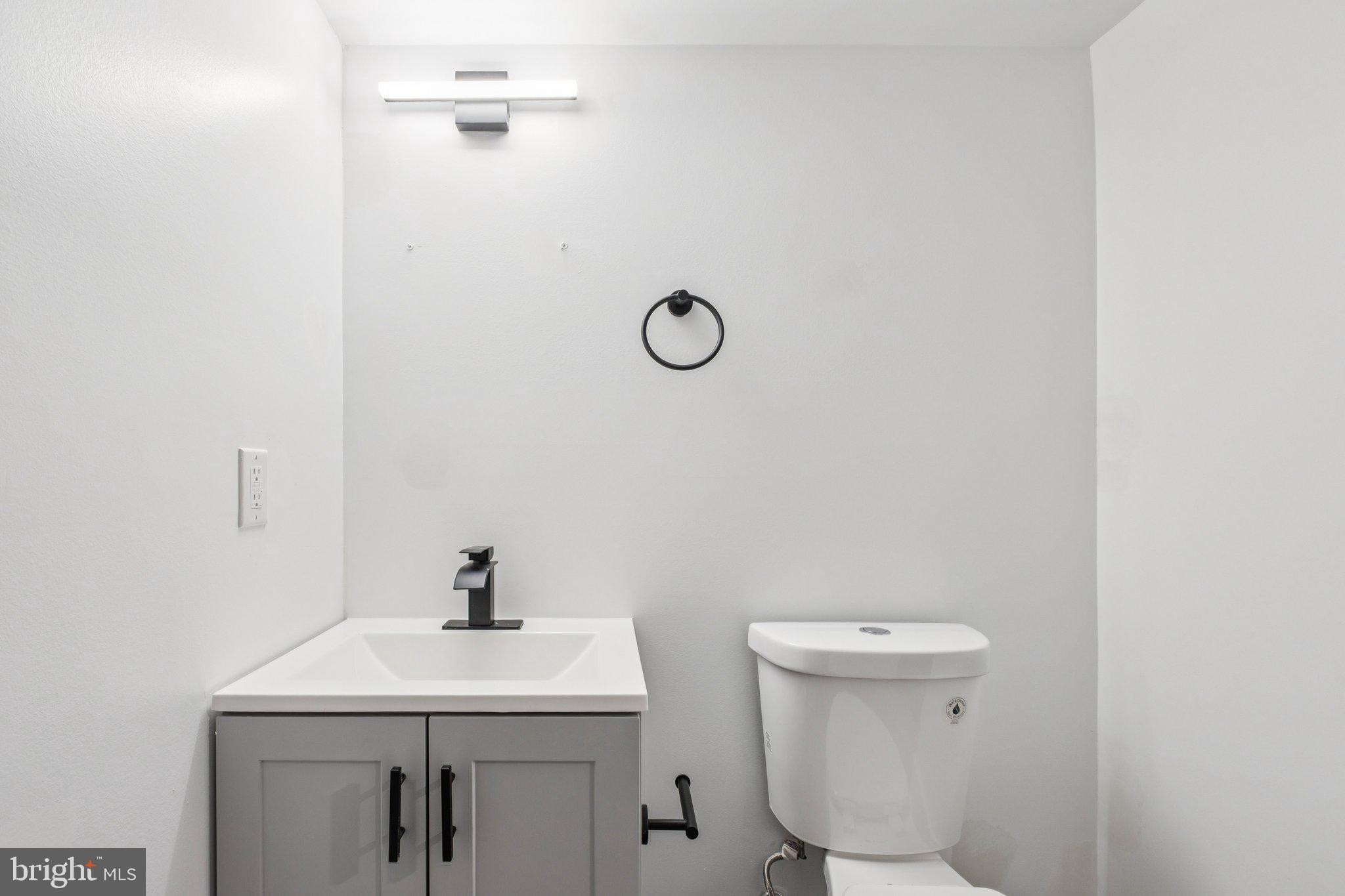 439 W SUSQUEHANNA AVENUE 1