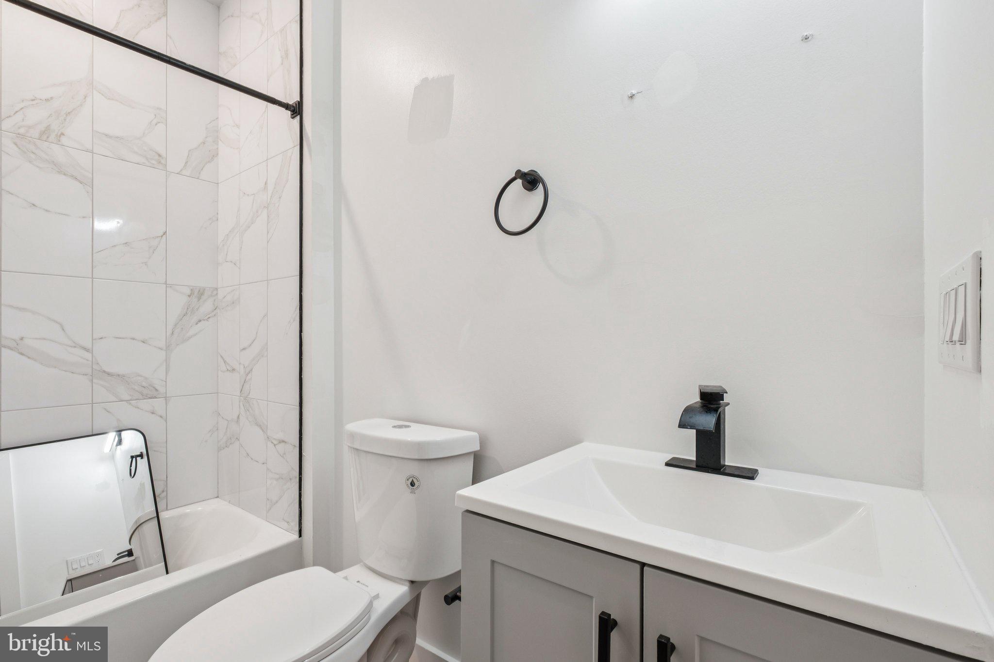 439 W SUSQUEHANNA AVENUE 1