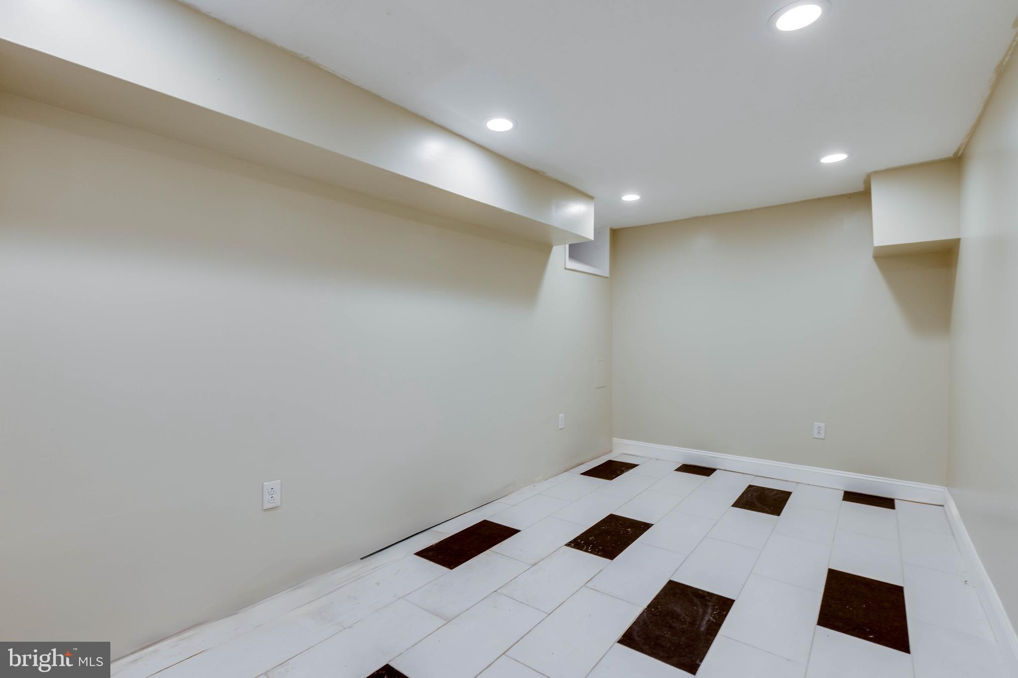 2554 N 8TH STREET A