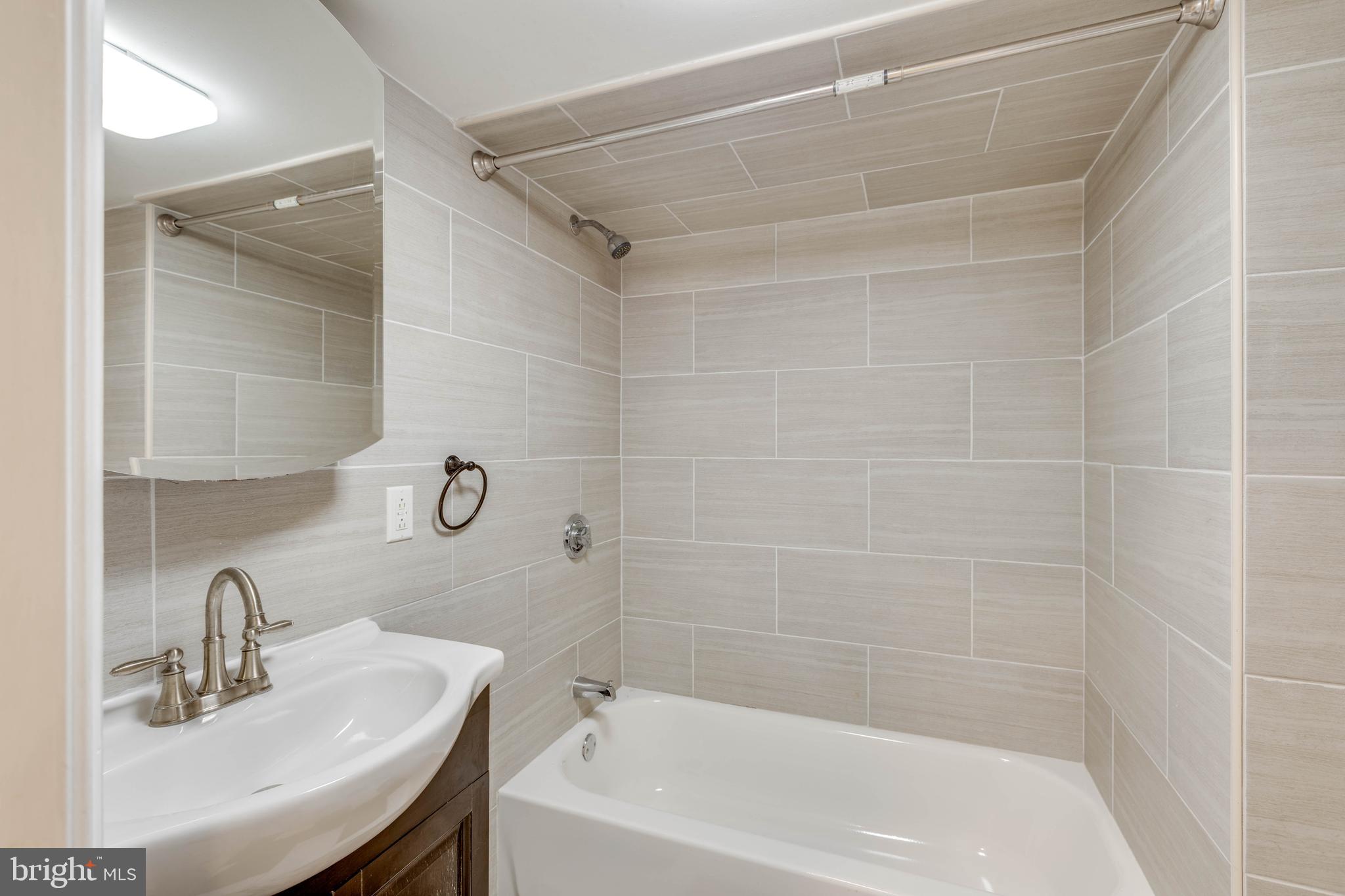 2554 N 8TH STREET A