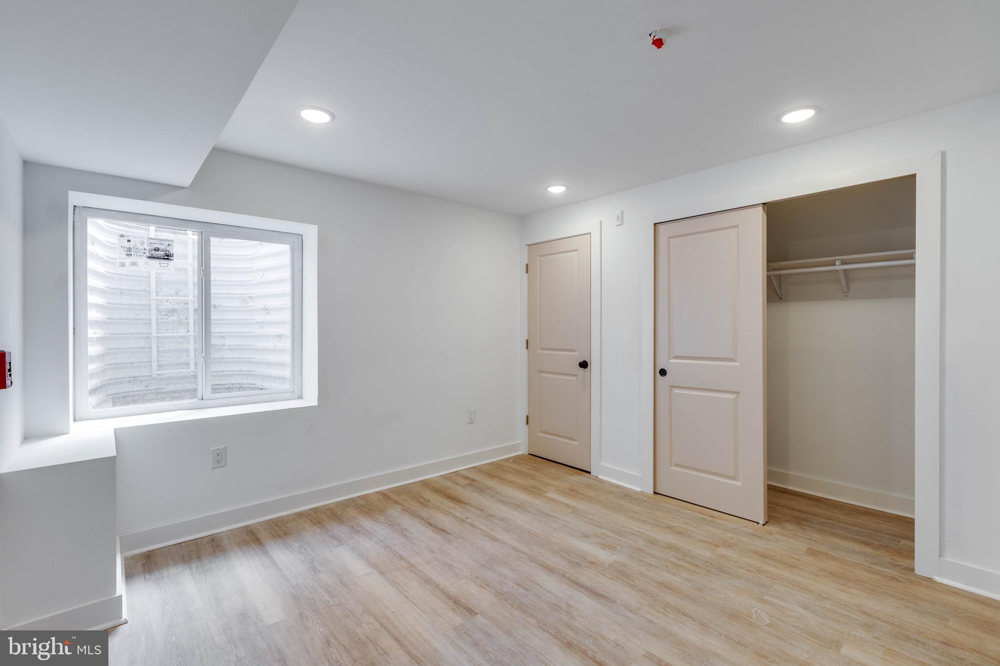 2404 N 6TH STREET 1