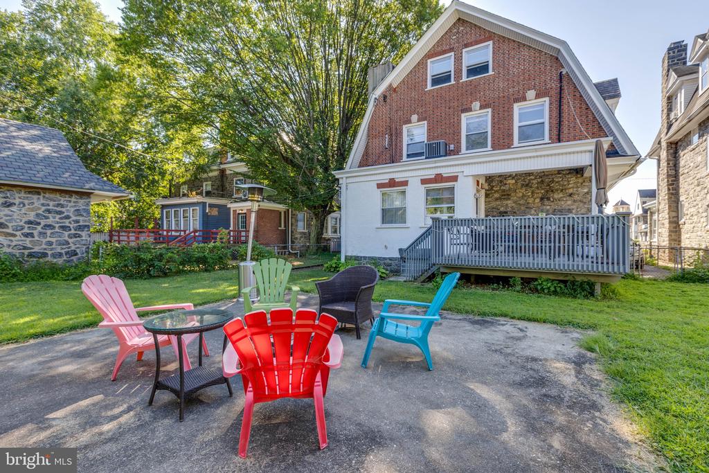 6367 WOODBINE AVENUE