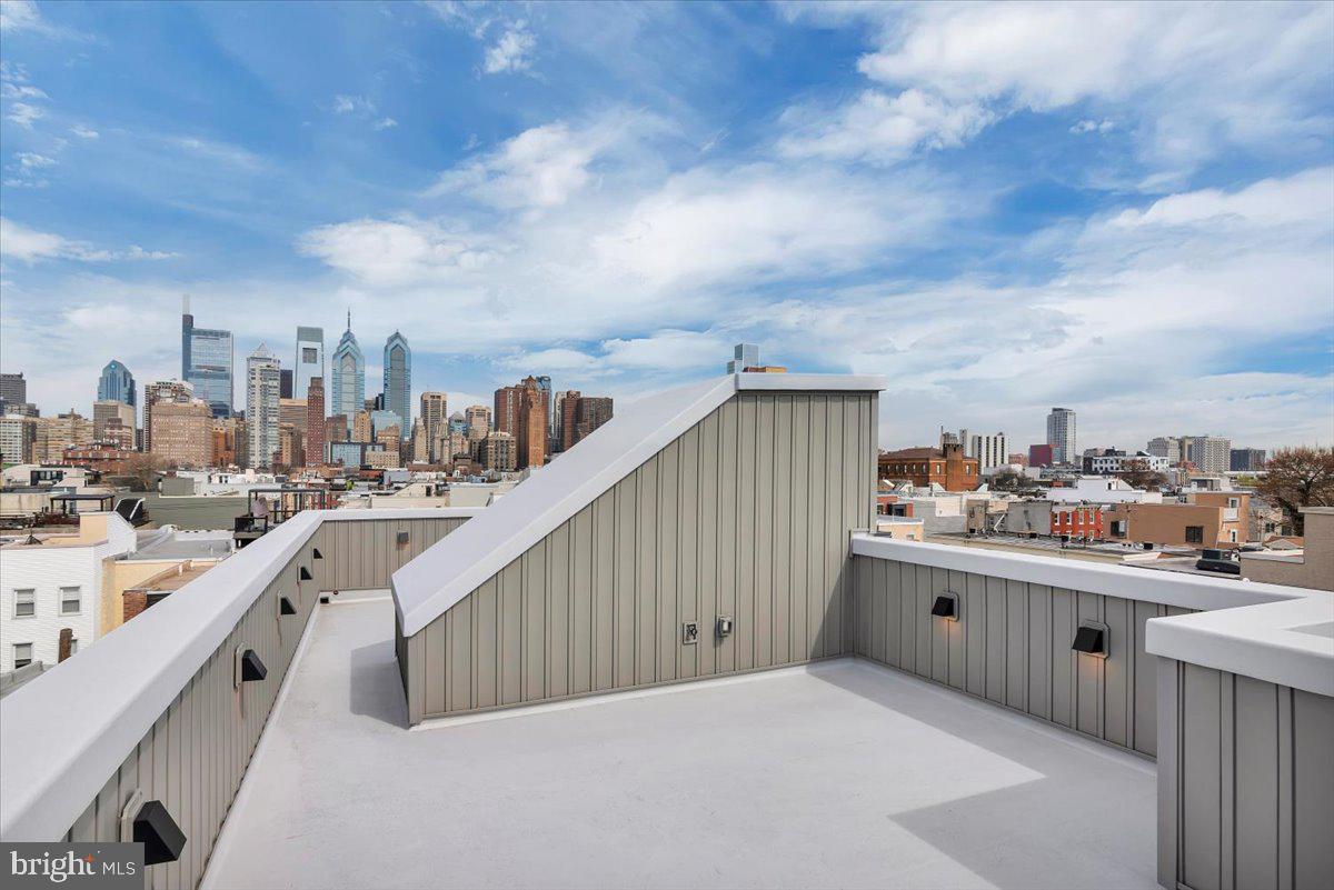 1623 CHRISTIAN STREET PH