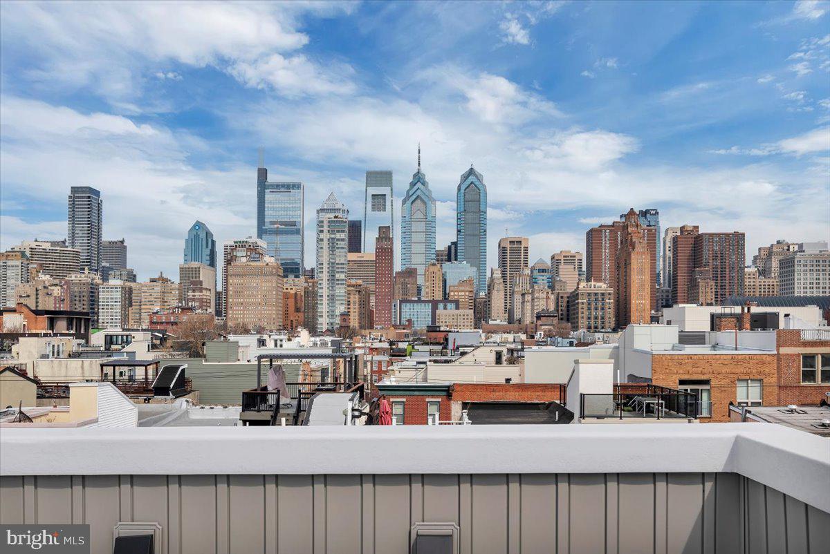 1623 CHRISTIAN STREET PH