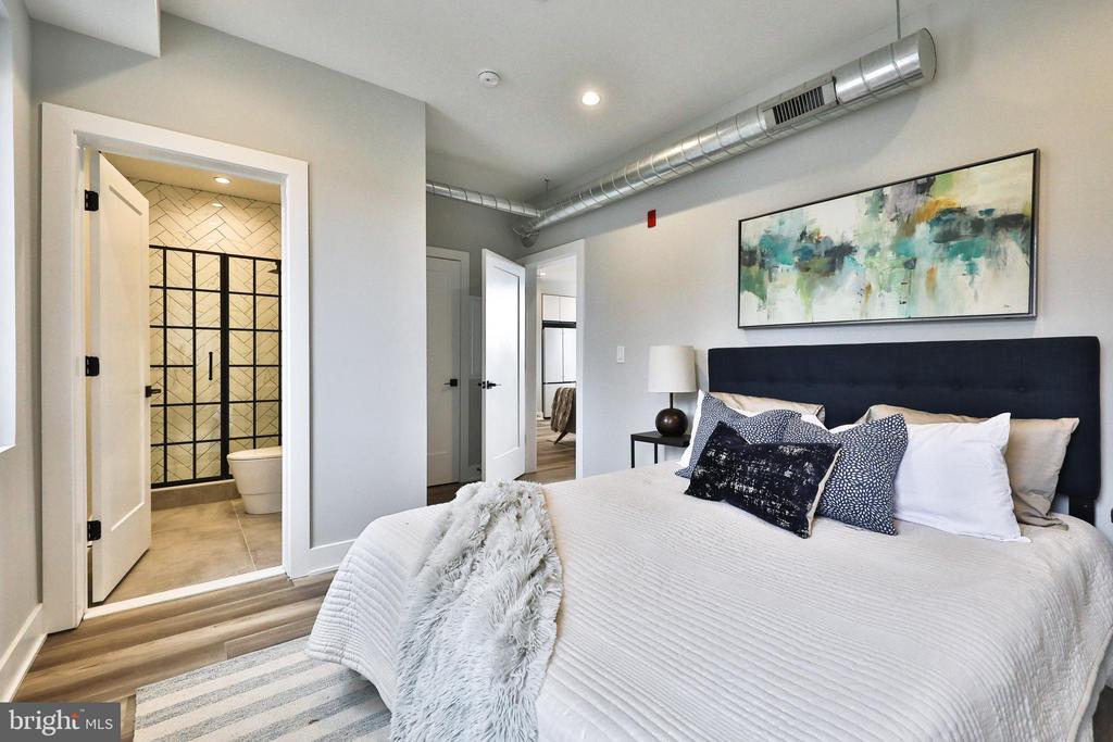 1612 CAMBRIDGE STREET UNIT 305