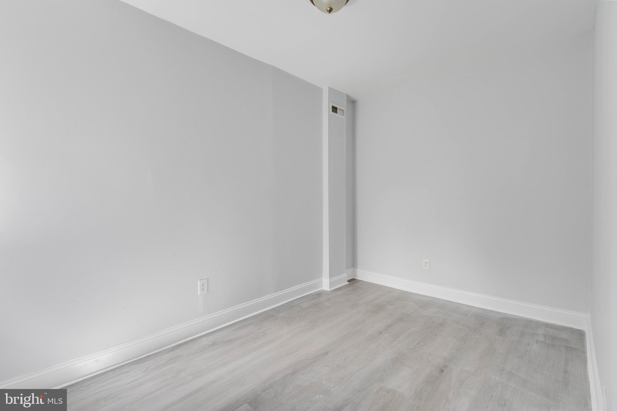 5526 PASCHALL AVENUE