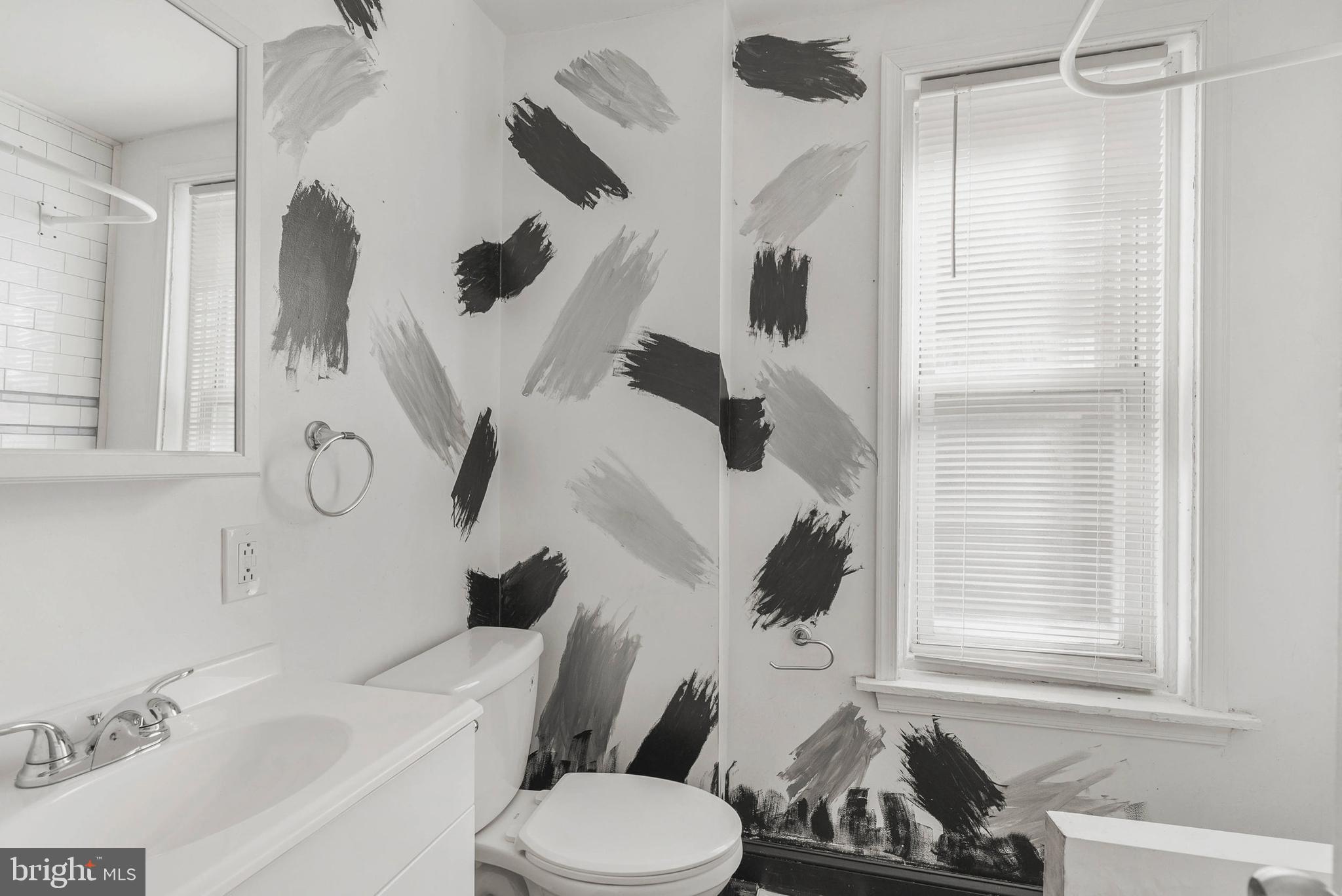 1652 S LECOUNT STREET