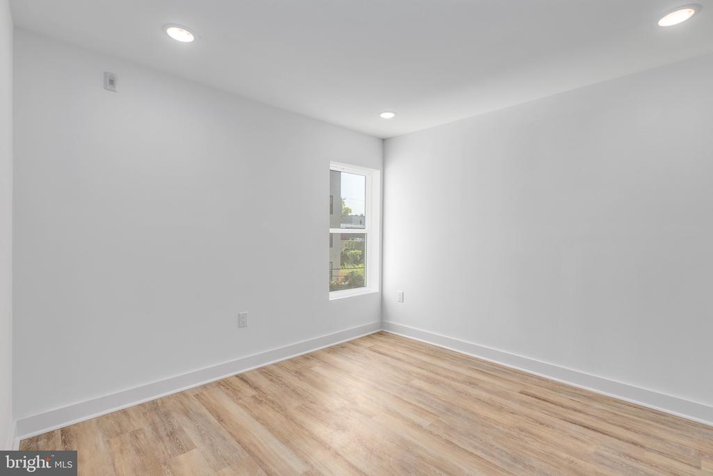 2331 N 16TH STREET 2