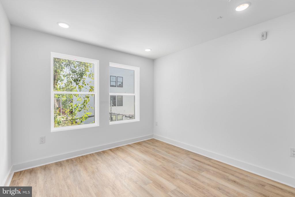 2331 N 16TH STREET 2