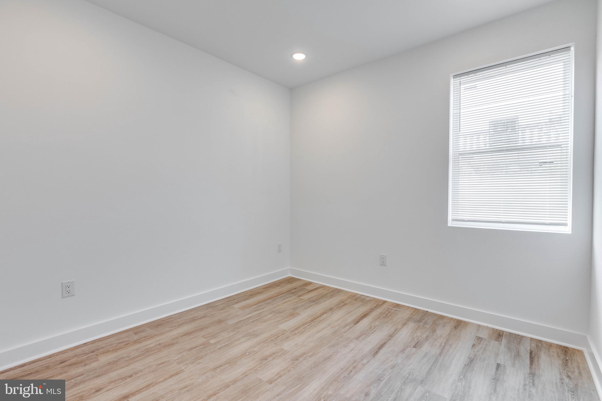 2348 N PARK AVENUE 3