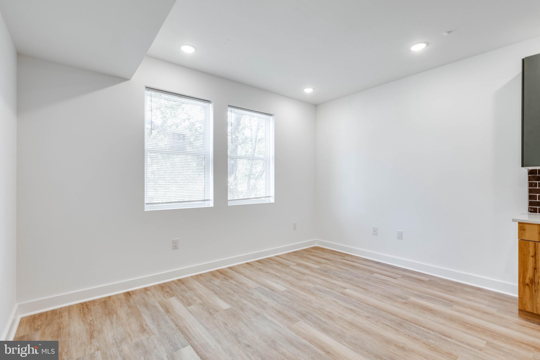 2348 N PARK AVENUE 3