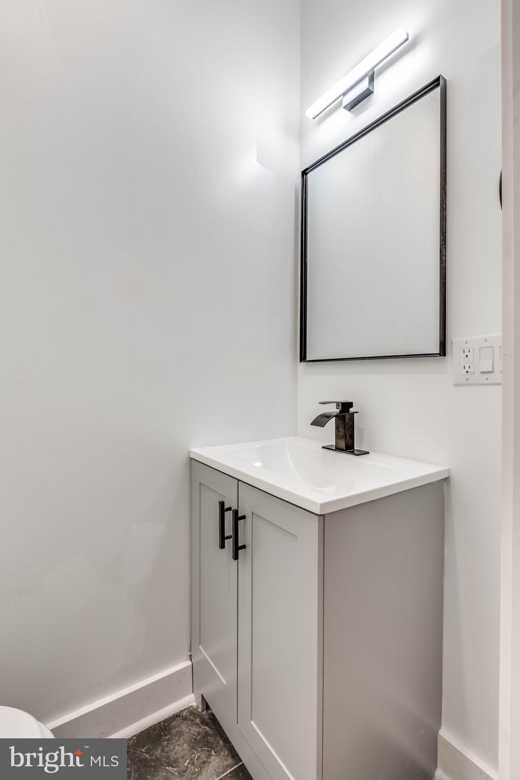 2348 N PARK AVENUE 3