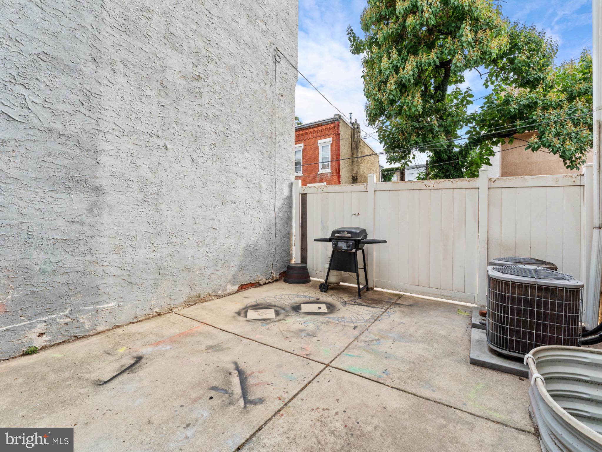 2129 N 18TH STREET 1