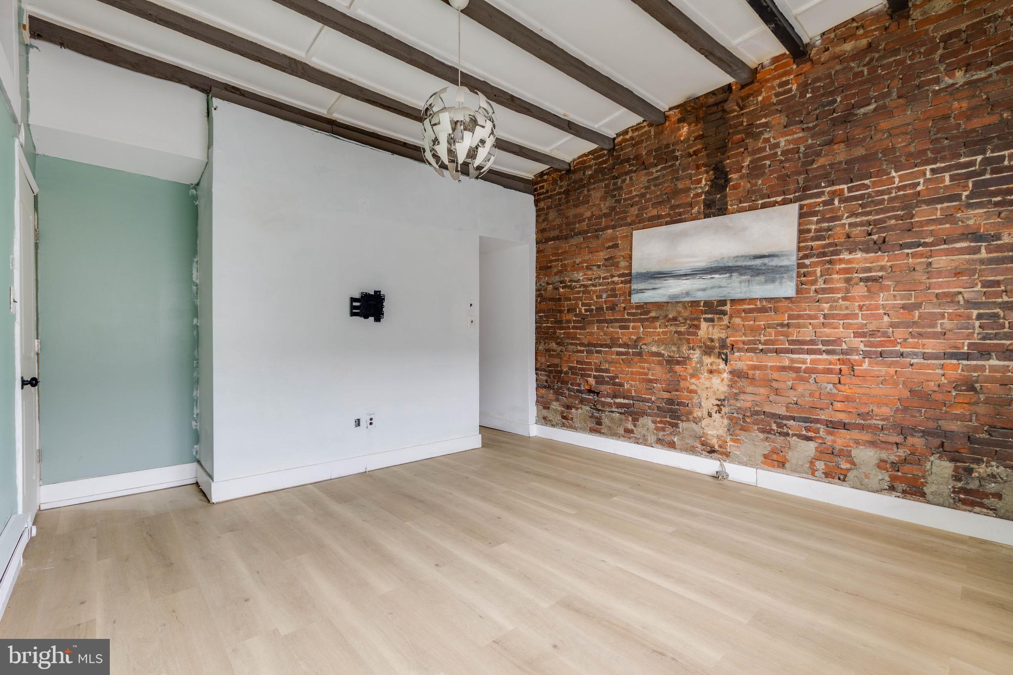 2620 E SOMERSET STREET 2